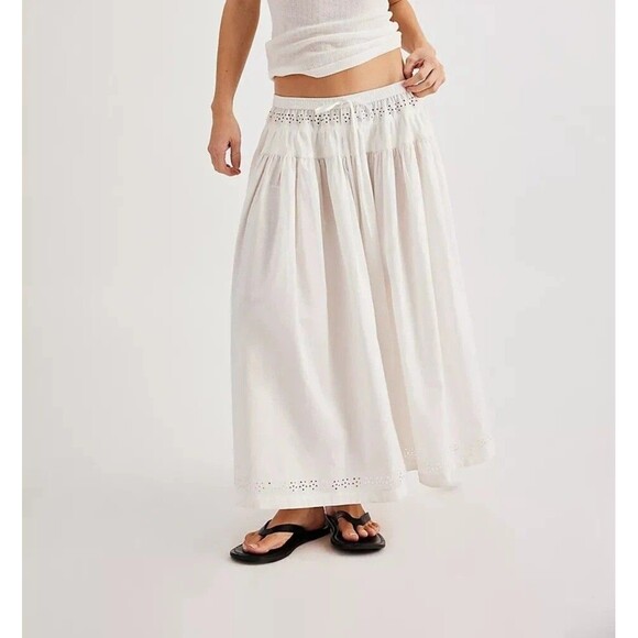 Free People Gesibelle Maxi Skirt Floral Eyelet Embroidered Cotton S NEW 281840 - Picture 1 of 7